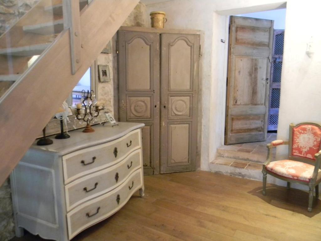La Grange à Nicolas Baume-les-Messieurs Esterno foto