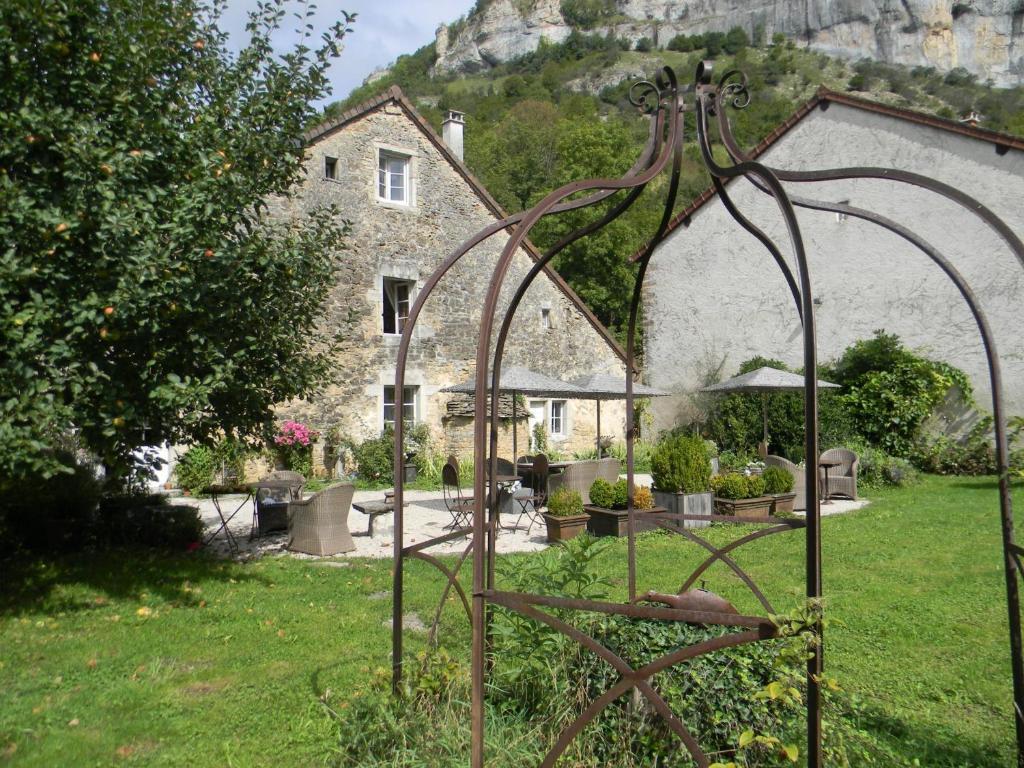 La Grange à Nicolas Baume-les-Messieurs Esterno foto
